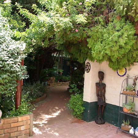 Sleep Eezy Cottages Бенони Экстерьер фото